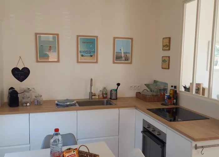 Maison De De Charmes Au Bord De La *