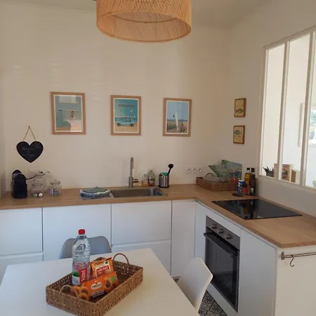 Maison De De Charmes Au Bord De La *