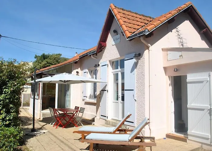 بيت للعطل Maison De De Charmes Au Bord De La سانت-بريفين-لي-بان